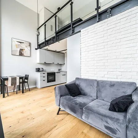 Adria Loft Lägenhet